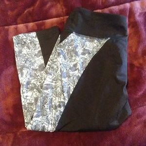 Lularoe Medium Jade Workout Leggings